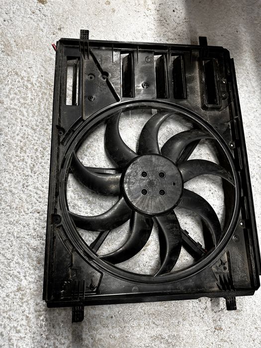 Electroventilator ford ficus.cod:jx61-8c607-bb.