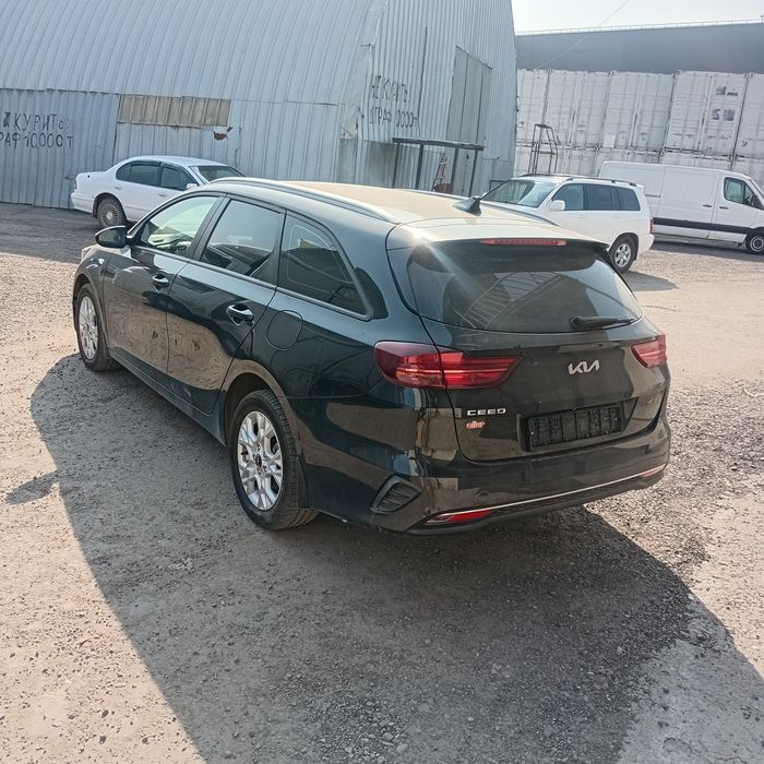 KIA CEED SW в отличном состоянии