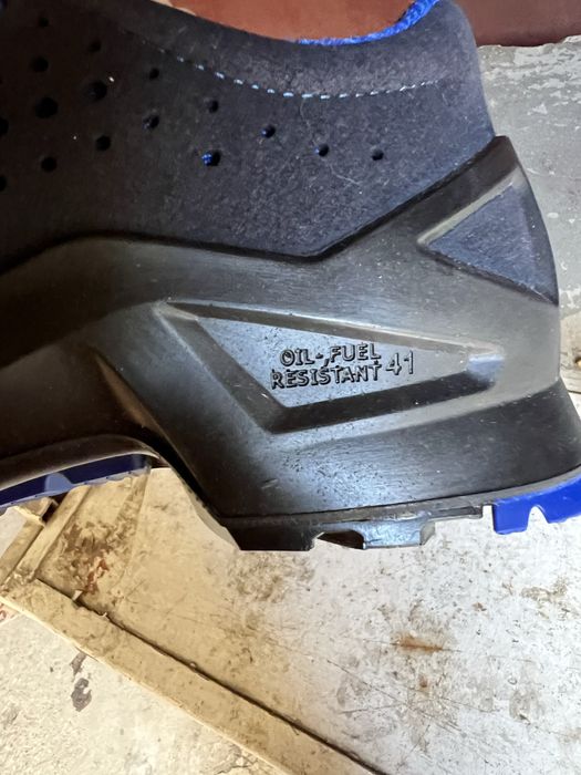 Vand pantofi protectie Uvex marimea 41