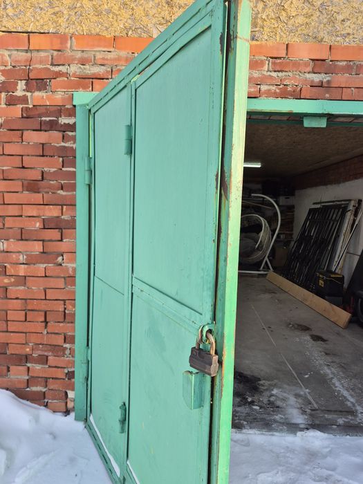 Продам Ворота гаражные