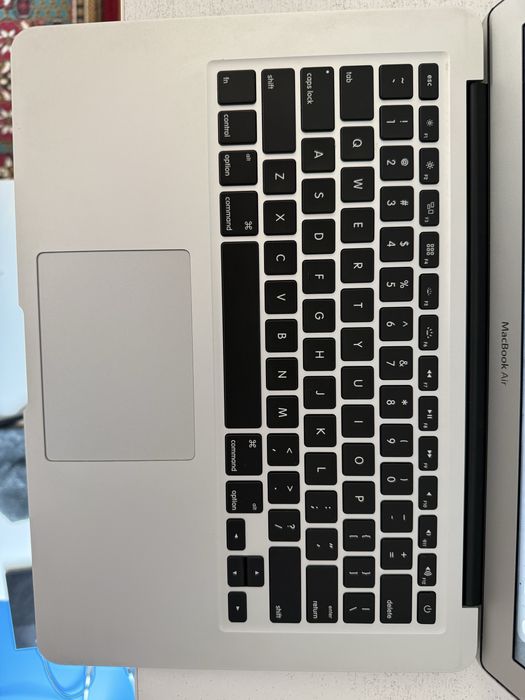 Macbook air /4/128