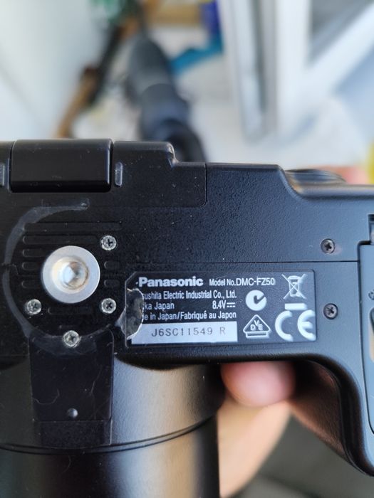 Nikon 3100D si Panasonic DMC-FZ50