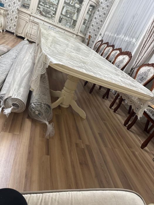 Продам стол со стульями