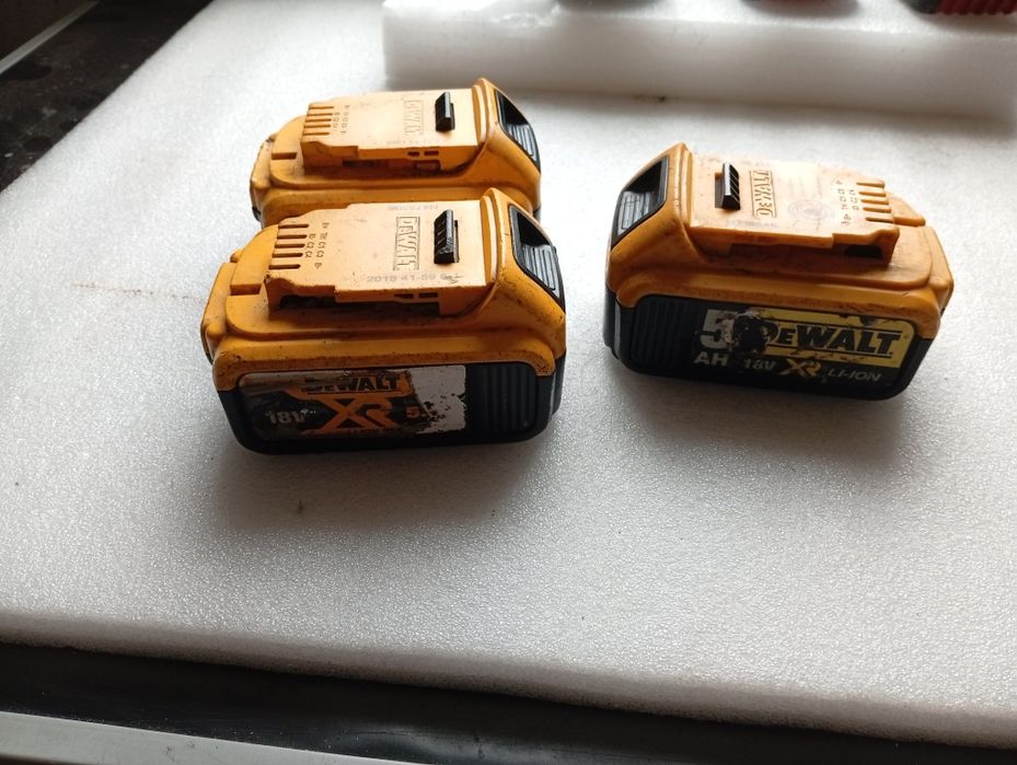 Acumulatorii dewalt 18 v