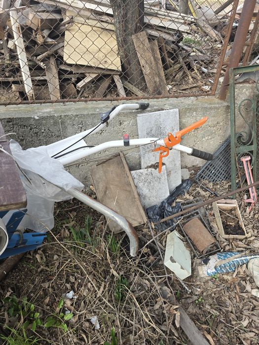 Мотофреза Нева-почти нова