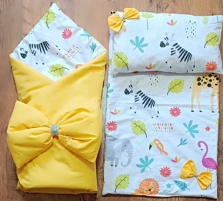 Продавам комплект от порт бебе, подложка и възглавница