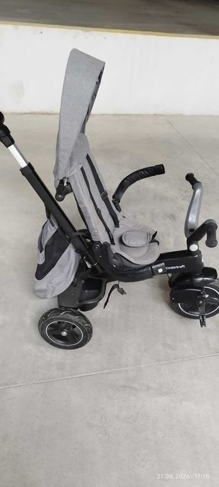 Триколка Kinderkraft Easytwist, Сив