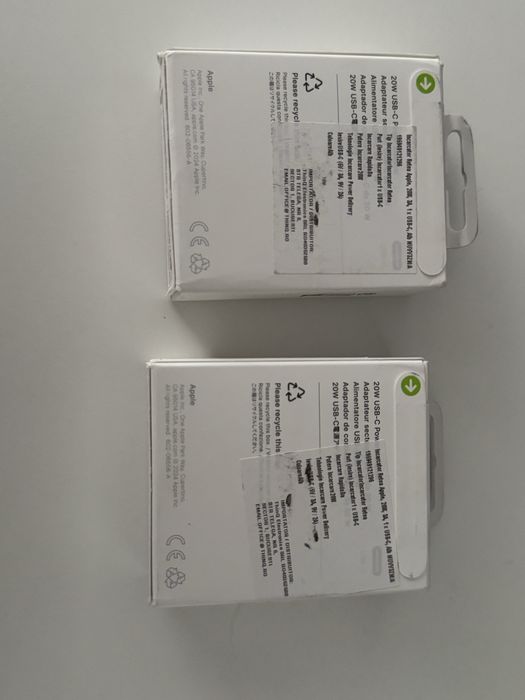 2 adaptoare iphone orginale