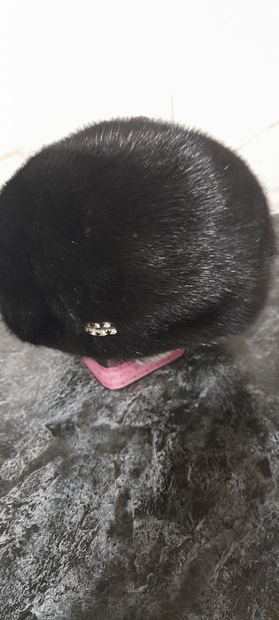 Берет норковый новый 20000 Берет фетровый бу 5000