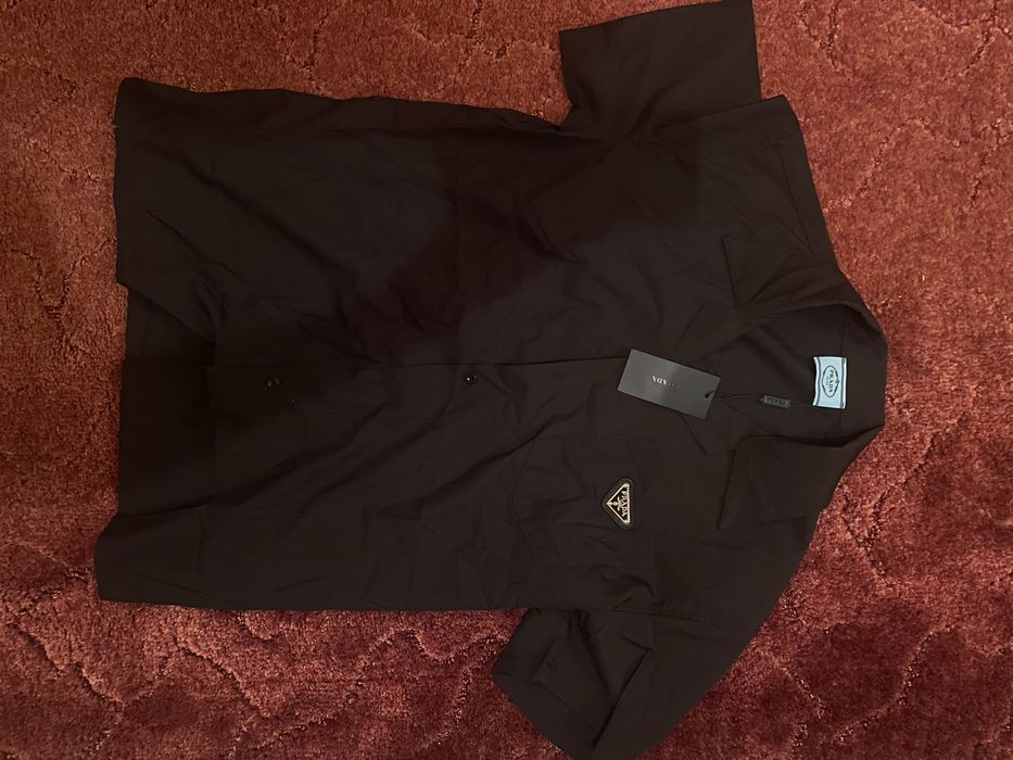 Prada authentic  М размер