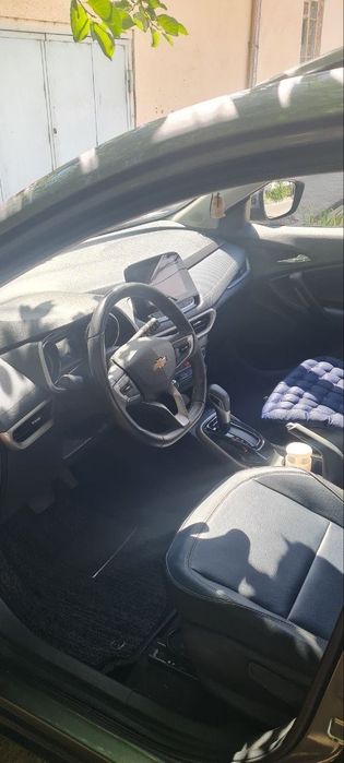 Продам Chevrolet tracker 2 premier 2023