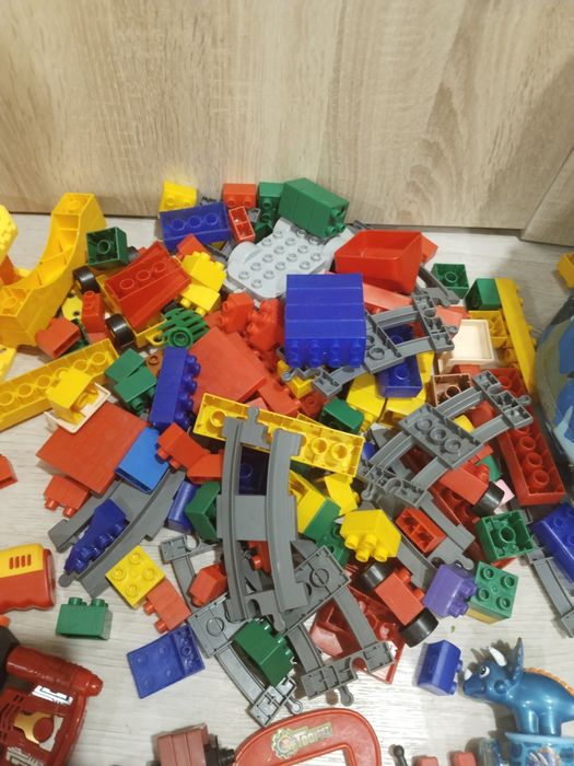 Много игрушек для мальчика. Всё вместе.