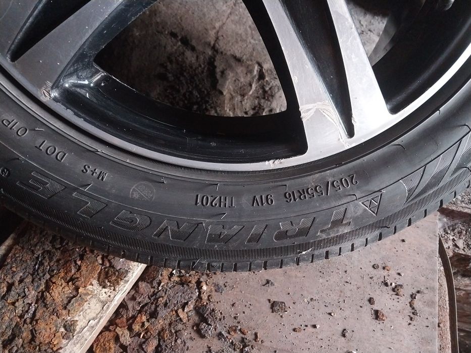 Шины б/у продаю трианжел