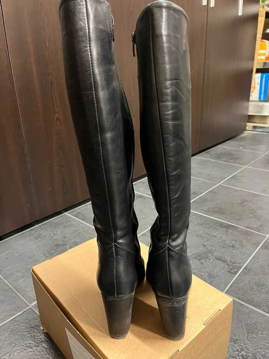 Кожени ботуши - номер 35