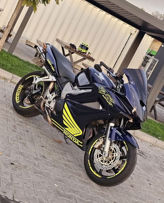 Honda VFR 800 VTEC