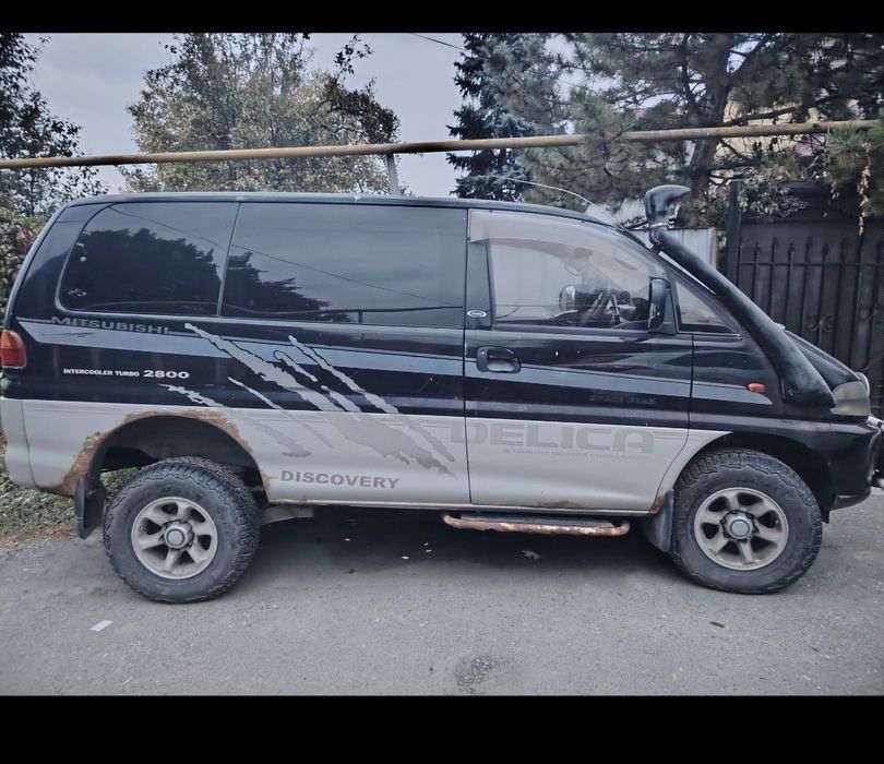Продам Mitsubishi Delica