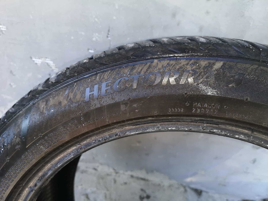 Една гума лятна 245/45/18 Matador