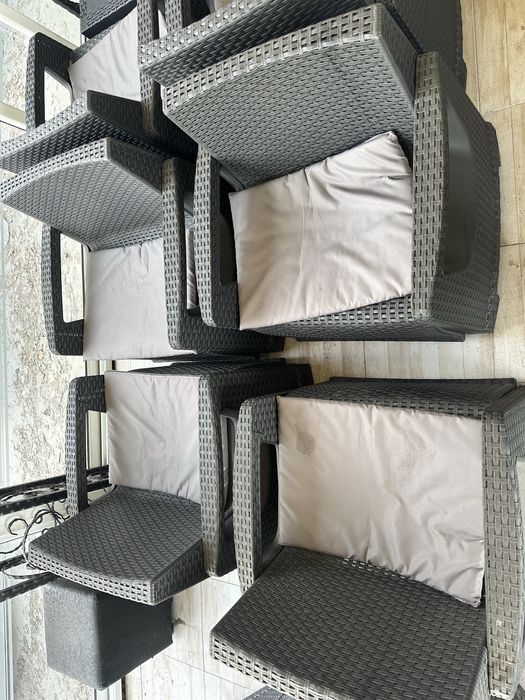 Градински комплект диван 2 стола и маса