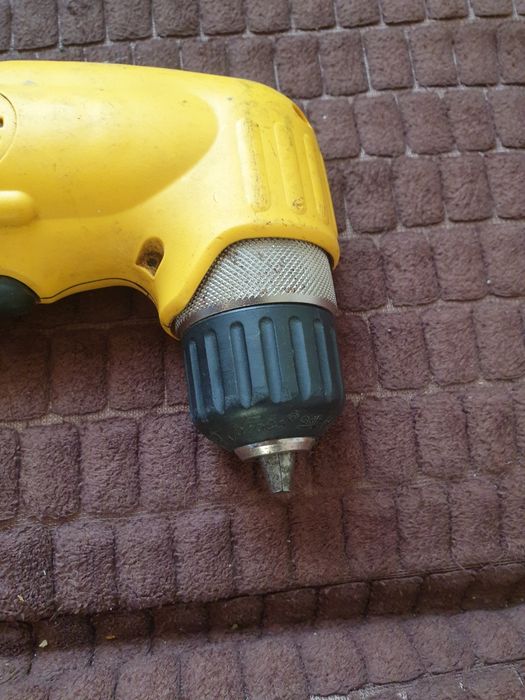 Bormașina dewalt fără baterie