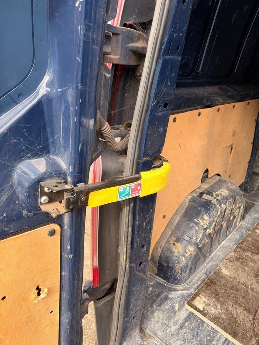 Camioneta 6 locuri Ford Transit Custom