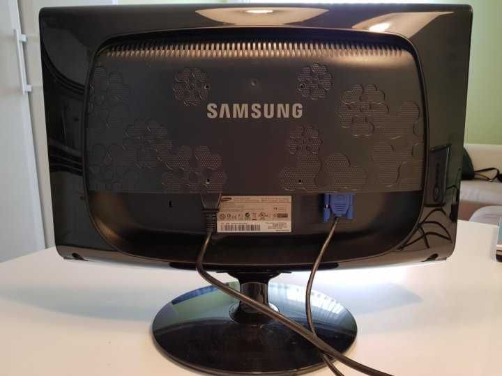 Монитор SAMSUNG диагональ 20