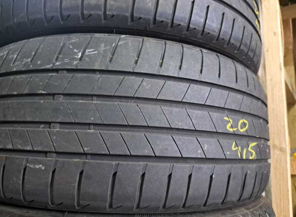 * 4 anvelope 225/40 R19 Bridgestone