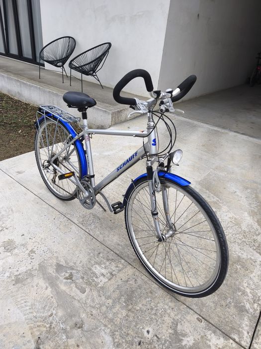 De vânzare  2  biciclete Pegasus și Schauff