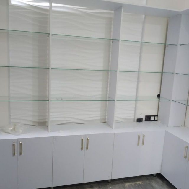 Doʻkonlar uchun  poʻlka vitirina stelajlar