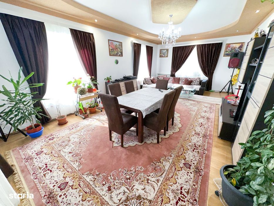 Casă DE VÂNZARE în Cucerdea