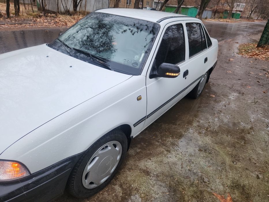 Продам нексия сонс 1998