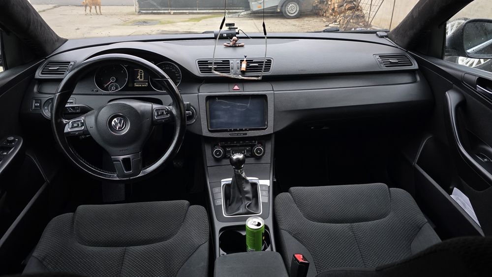 Volkswagen Passat B6 2.0 tdi BLUEMOTION 110cp an 2010