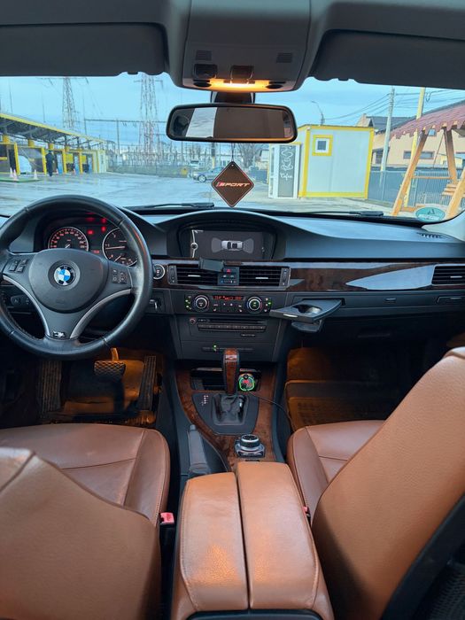 BMW 320 E91 177 cp automat   217.000 km