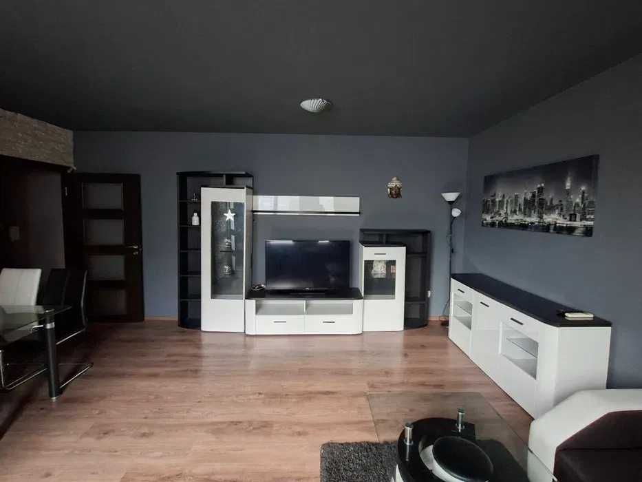 Дава се под наем Двустаен апартамент в София, Люлин 10 - 70 кв.м за 700 € - Снимка #4