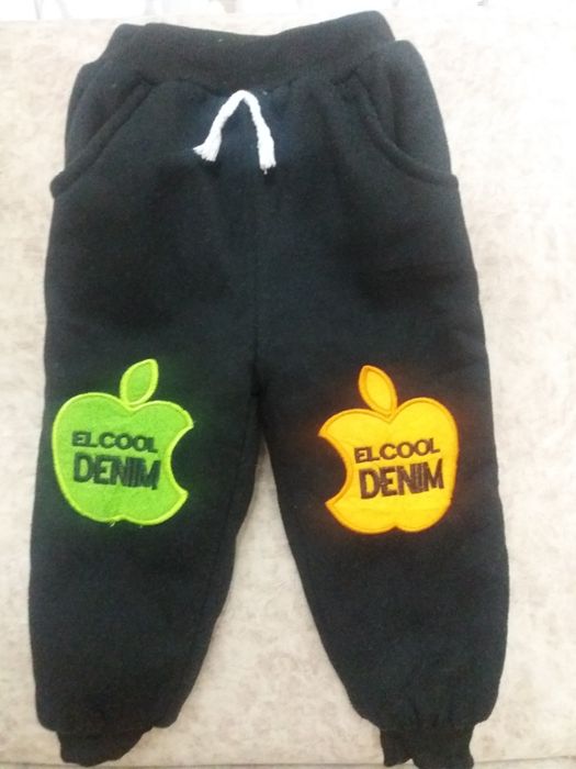 Срочно.Штаны с  меховым начесом на мальчика от 8 мес до 1,5 года.