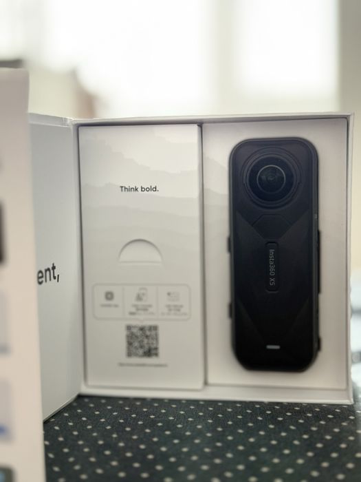 Insta360 X5 – Cameră 360° 8K