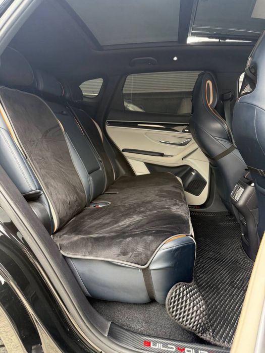 BYD Champion 2023 Qora 605 Km