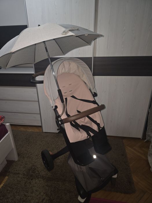 Vand carucior Stokke V6
