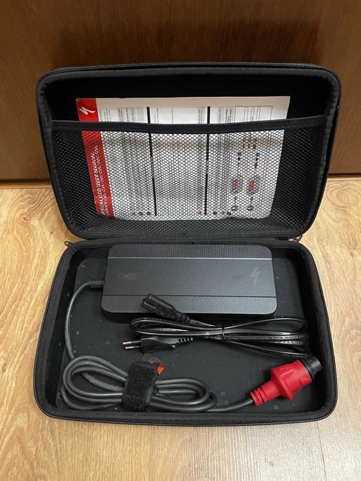 Specialized SL battery charger 48V/ Зарядно за електрически велосипед