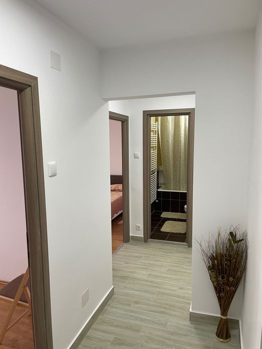 Apartament cu 3 camere de închiriat în Câmpia Turzii