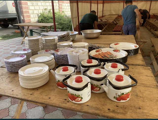 Продам Палатку в комплекте