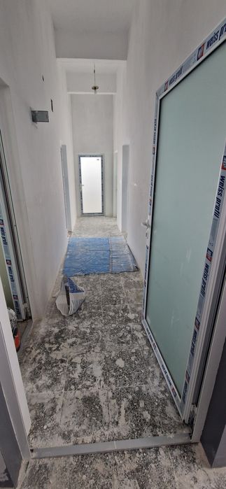 Промишлен имот и бетонна площадка