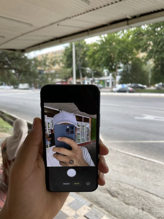 iPhone 11 pro 256gb 160$