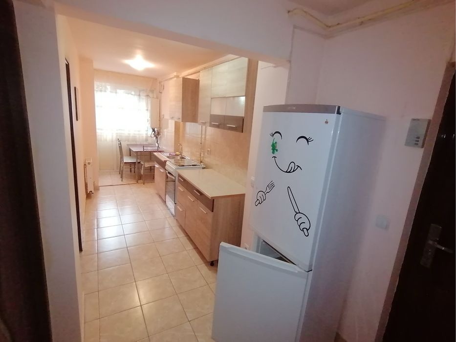 Apartament cu o camera de inchiriat