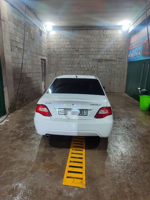 Nexia 2 sotiladi.. egasi shu nomerda. Tel qiling olxdan yozmang