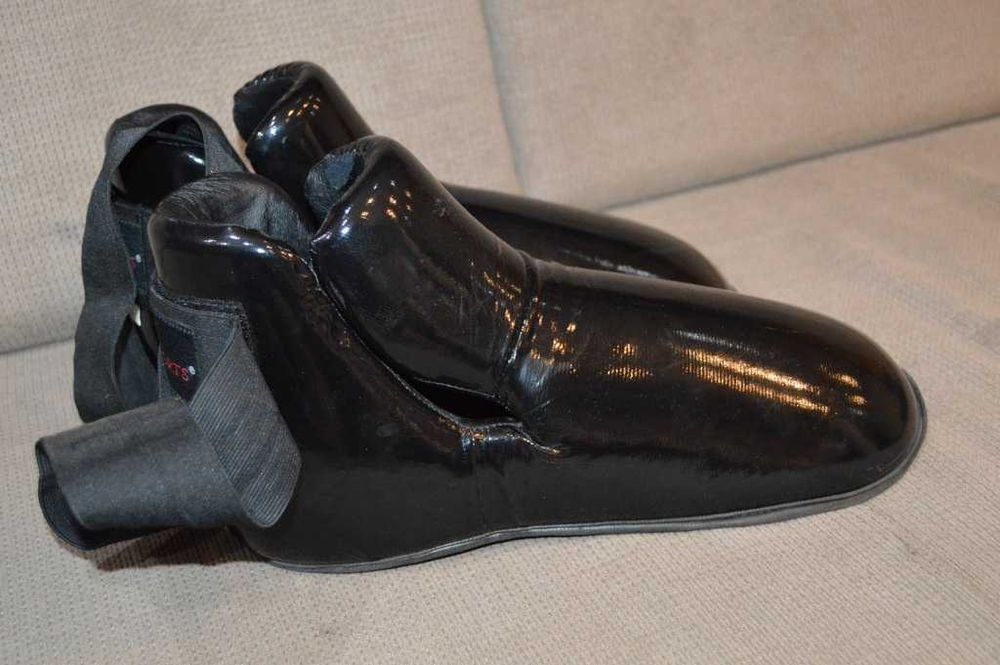 Protecții Picioare / Botoși Arte Marțiale Taekwondo Kickboxing MG Sports - Mărimea XL 43-44