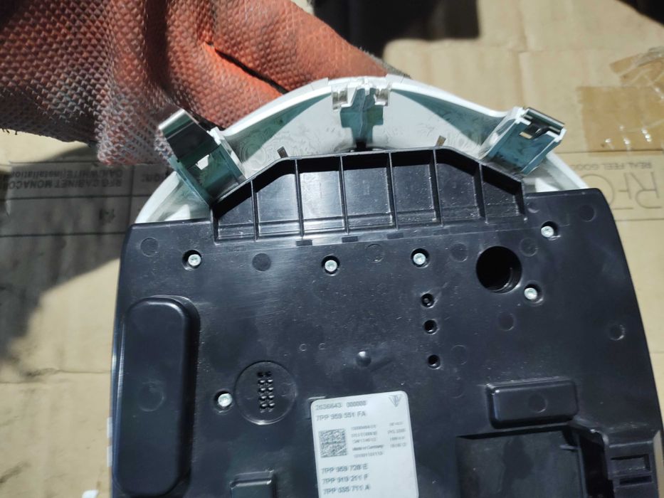 Плафон Преден Porsche Cayenne 3.0D 92A/EG22/2012