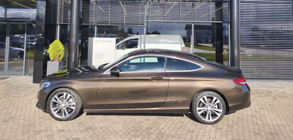 Mercedes c220d coupe 4 matic
