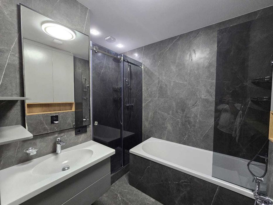 Изготовление душевых кабин и перегородок из стекла