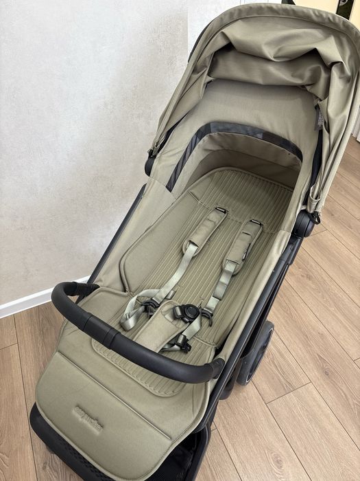 Продам коляску Easywalker