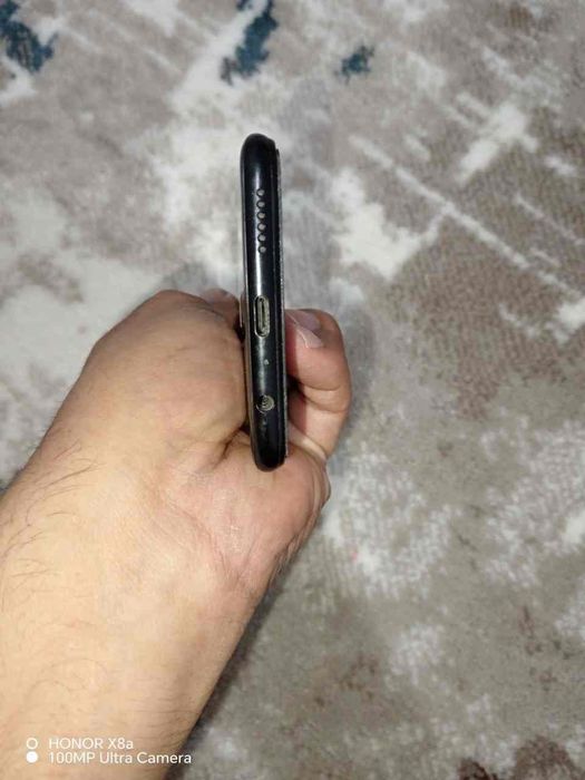 Samsung galaxy A20S 3/32 gb sotiladi